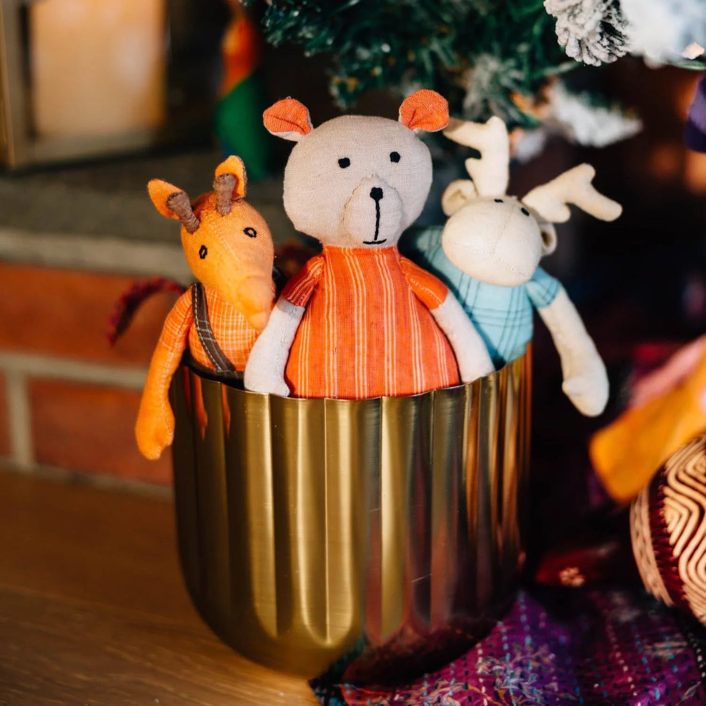 Firelit Scalloped Planter 9''