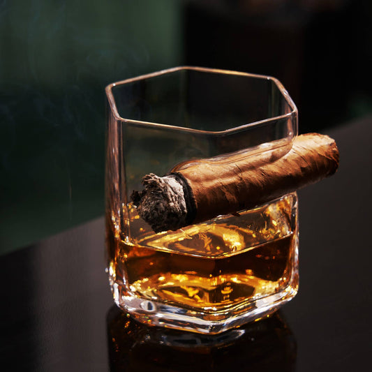 Raye™ Crystal Whiskey Glass w/ Built-in Cigar Holder